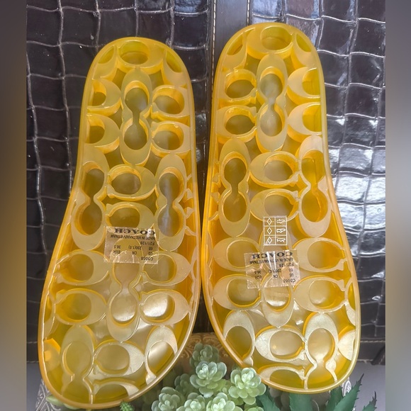 COACH Ulyssa Pool Slide Jelly Sandals Women Size 6 - Picture 4 of 5